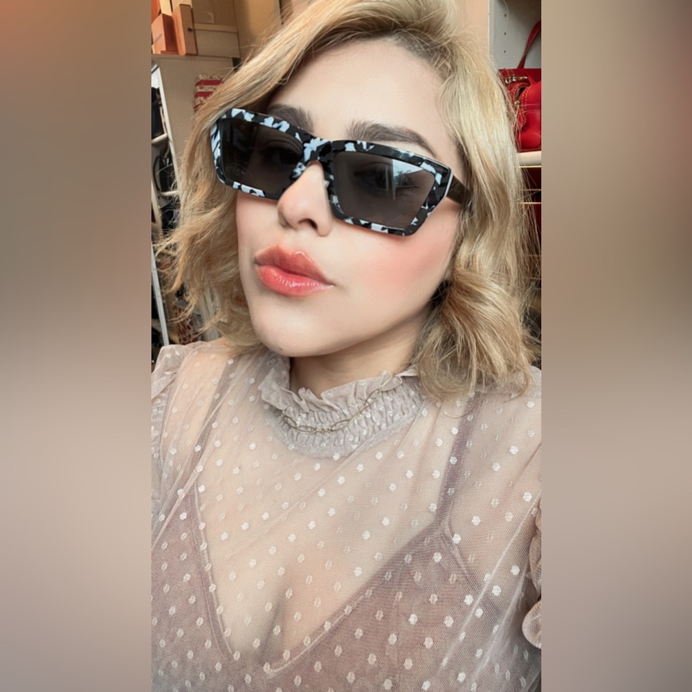 Prada Tortoiseshell Black & White Square Sunglasses - Picture 5 of 16